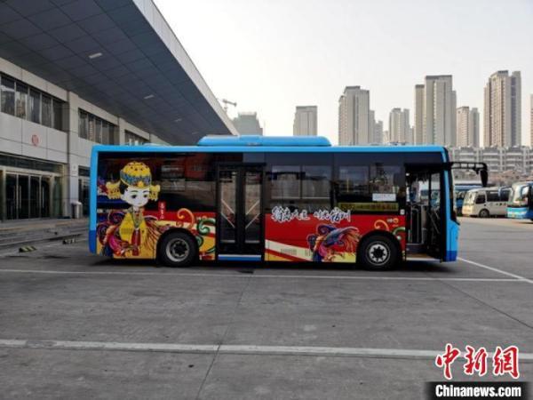 2025-2025年，全年正版资料免费资料大全的公开与实施——词语释义、解释与落实